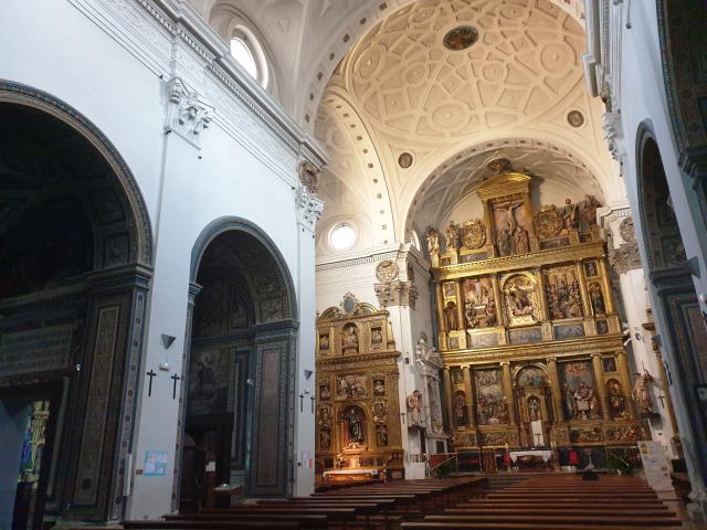 Iglesia de San Miguel y San Julián
