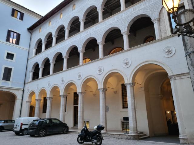 Palacio Sforza Cesarini