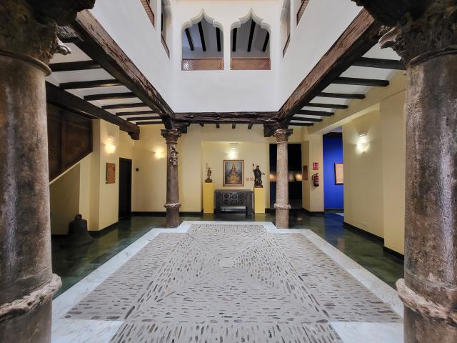 Museo de la Colegiata de Santa María Museo de la Colegiata de Santa María